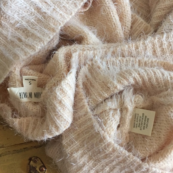 NWT LF STRETCH BLUSH PINK SOFT OVERSIZED OFF SHOULDER SWEATER SLOUCHY COZY S - Picture 5 of 10